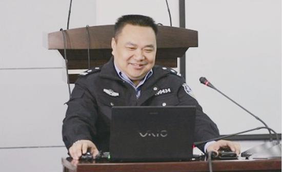 李荣飙
