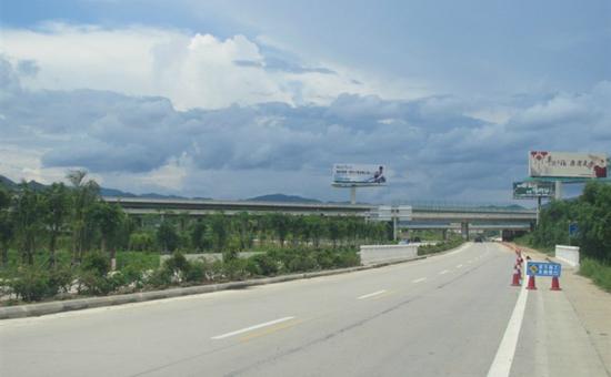 海南的g224和g225两条国道路况如何?好走么?