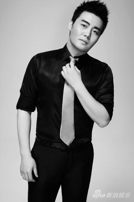 张英席献唱《为你歌唱》 歌剧巡演开启