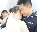 美女集体向刑警男友求婚