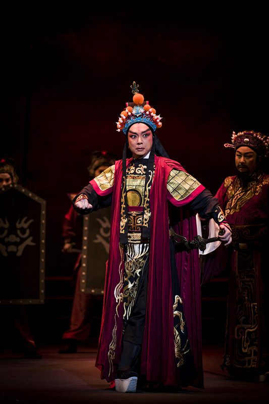 《川上吟》吴双饰演“曹丕”：上海昆剧团供图