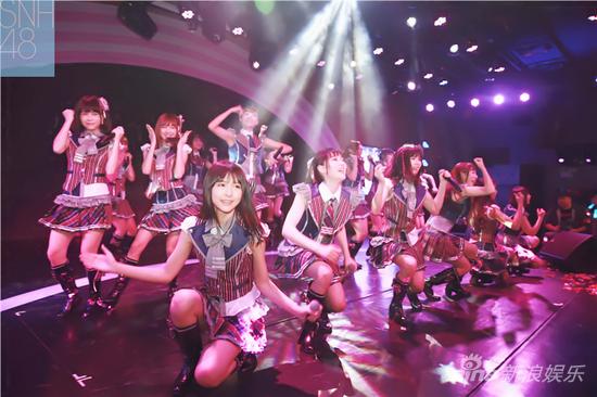 SNH48 S队再启航 献公演《勇气重生》首秀|S