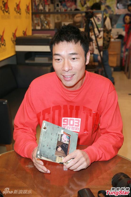 许志安拒与郑秀文合唱 明年有意进军影坛|许志安|郑秀文|叱咤颁奖礼_新浪娱乐_新浪网