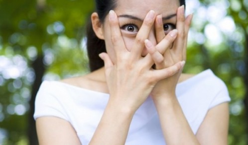 <em>女性</em>眼皮<em>跳</em>有什么健康暗示--扬子晚报网