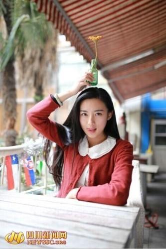 西南石油大學(xué)最美?；ㄗ呒t
