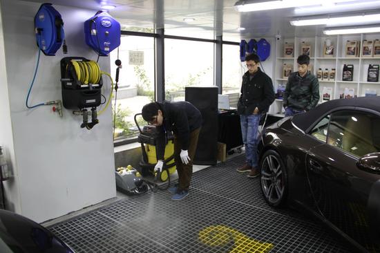 万威首届客户至尊体验会完美收官