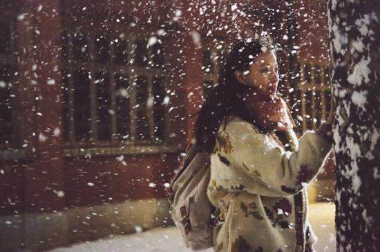 直爽倪妮饰演内敛方茴 感情隐忍到内伤