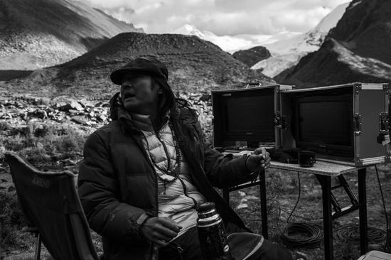 张杨争议新片探班 拟推艺术片发行新模式