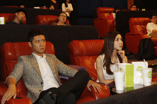 《青年医生》方安娜边夸任重帅边补刀|青年医