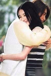 李威删对许玮伦祝福：只是对友人悼念而已