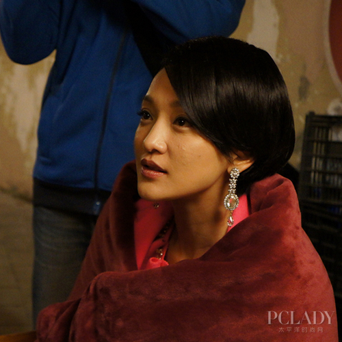 绿茶娇闪开 短发迅哥儿撒娇掰直黄晓明|短发