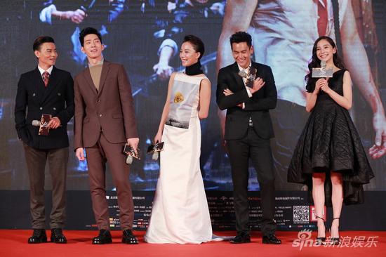 《黄飞鸿》首映 彭于晏唤井柏然十三姨