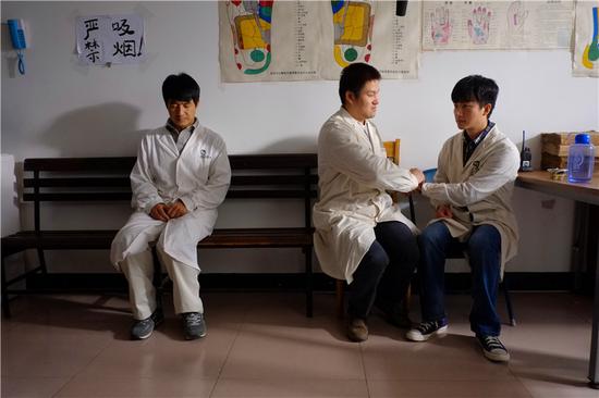 黄轩二度合作娄烨 《推拿》展演技获赞