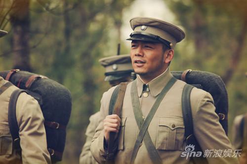 《洪流》杨烁冰天雪地遭强吻|《洪流》|冰天雪