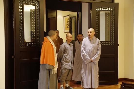 云峰寺智果大和尚文殊院仁楷法师参观普照精舍