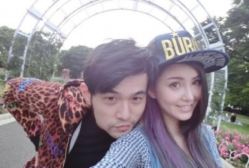 周杰伦昆凌合照