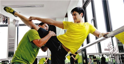 彭于晏：转型动作猛男只因无路可走