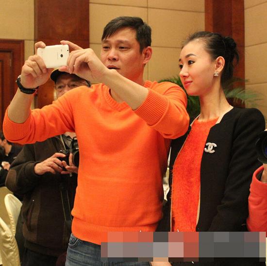 范志毅与现任娇妻