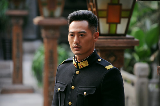 《生死翻盘》聚焦抗战亓航卧薪尝胆保家园|《