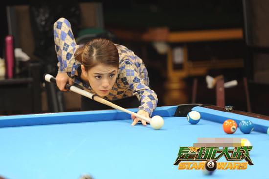 《星球大战》女星合宿曝隐私 田丽爱裸睡