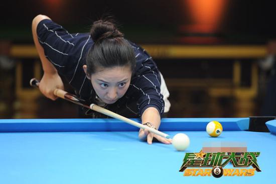 《星球大战》女星合宿曝隐私 田丽爱裸睡