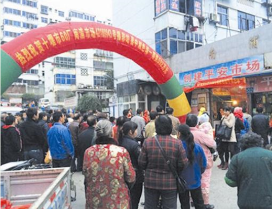 十堰小伙买彩票14元砸中双色球592万(图)