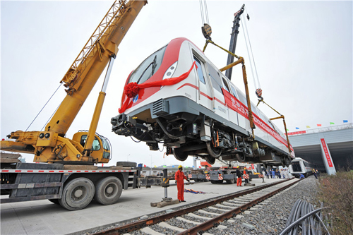 宁波轨道交通2号线一期首列列车抵甬 国产化率