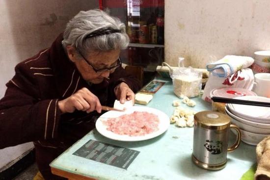 南京新街口最便宜餐馆 馄饨1.5元一碗