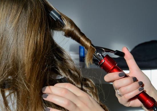 防静电5大须知 造就完美冬季秀发|头发静电|护