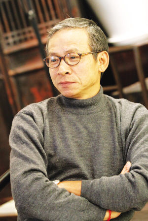 导演吴念真浴室跌倒致颅内出血 在家休养
