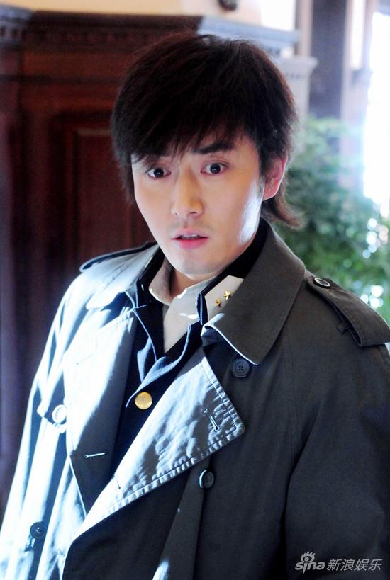 《面具》曝李东学双子照 邋遢帅pk贵公子|李东