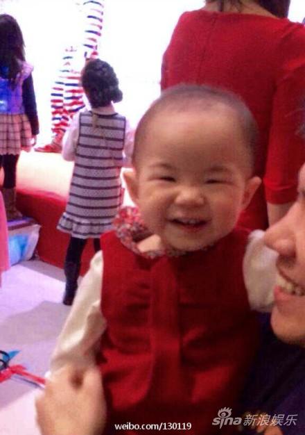 黄毅清心疼<em>女儿</em>变丑了:要把禧铛爹纹身上|黄毅