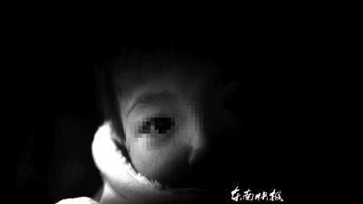5岁女童先患心脏病后染艾滋 一家人隐居福州