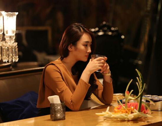 《跟我回家》高姝瑶敢爱敢恨洒脱离开|跟我回家|高姝瑶|离开_新浪娱乐_新浪网