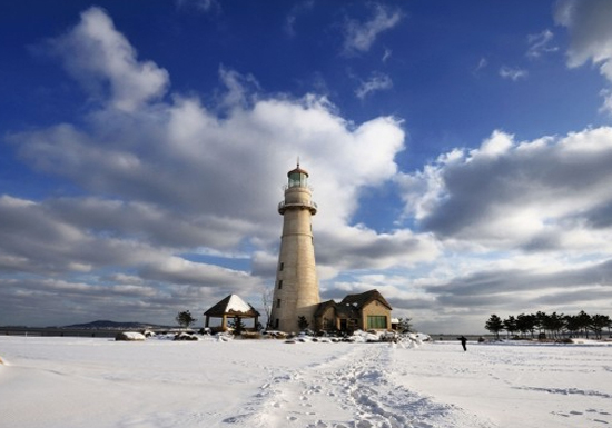 威海雪景(图:威海市旅游局)