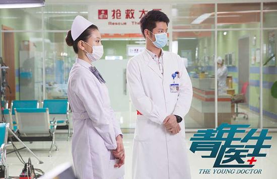 李婳《青年医生》暖心女也会闹笑话|青年医生
