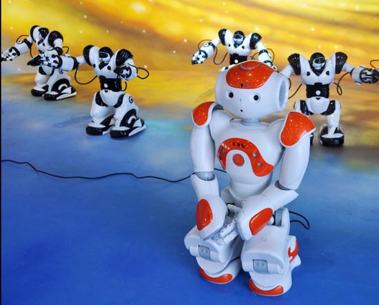 擎天柱坐镇大门 重庆机器人世界碉堡了