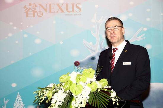 点亮心中的美好:北京万达嘉华酒店圣诞亮灯仪