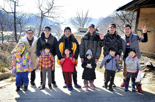 传韩版《爸爸》将停播 接档养动物节目|爸爸我们去哪儿|停播|韩版_新浪娱乐_新浪网