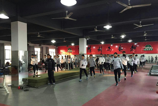 河南建业重新集结开始冬训 黄希扬加盟力帆几