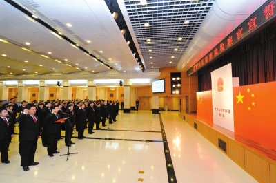 海南新招录公务员将公开向宪法宣誓