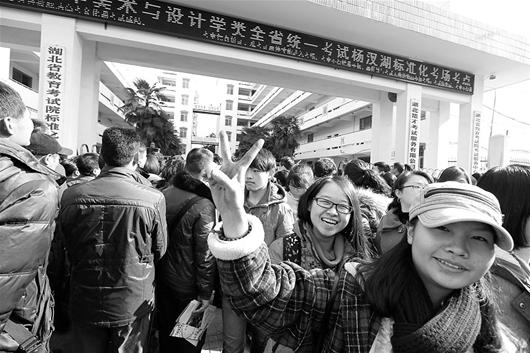 我省2.2万艺术生参加美术统考 人数创5年来最