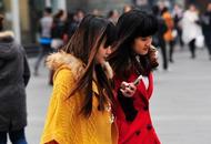 成都入冬美女混搭出行 美丽冻人 