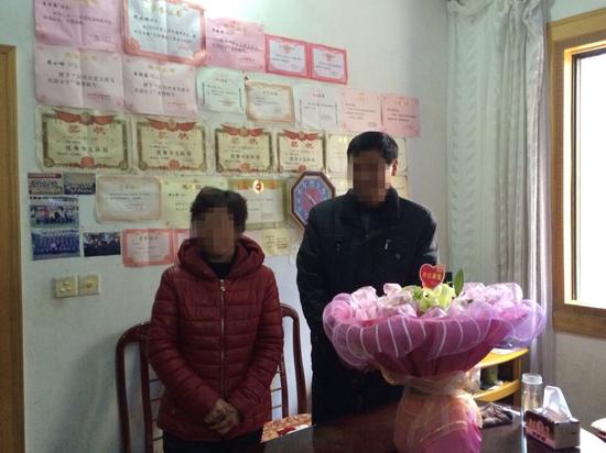 宜兴最美反扒夫妻伤愈出院 一家三口均就职公