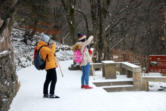 黄山启动“降雪模式”