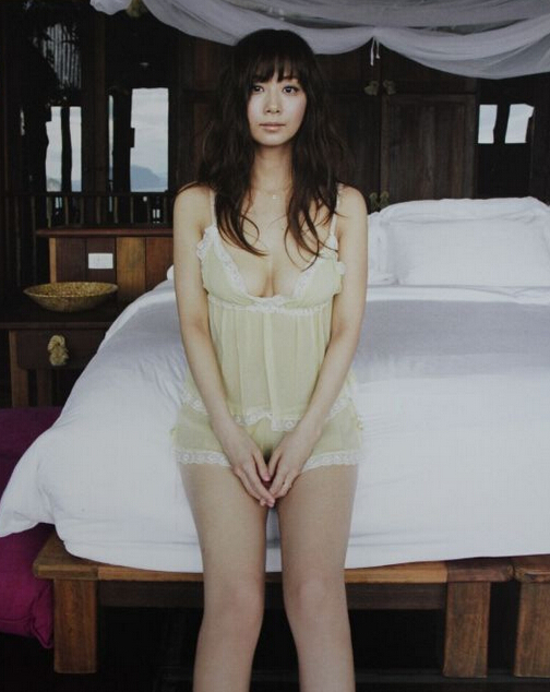 传女星优香与山口百惠次子三浦贵大热恋