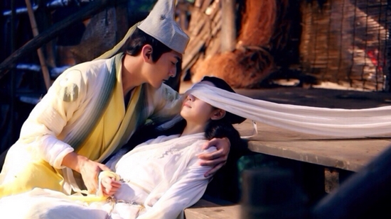 甄志丙戏里戏外挺陈妍希:她是最美小龙女