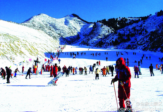 金象山滑雪场（图：@金象山景区）