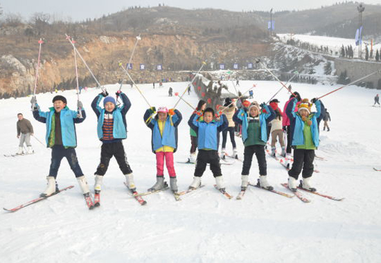 九顶塔滑雪场