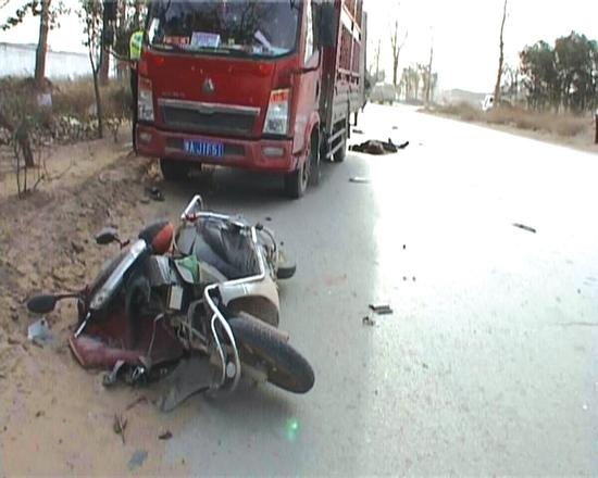 郑州女子骑电动车被撞飞后遭货车碾压身亡